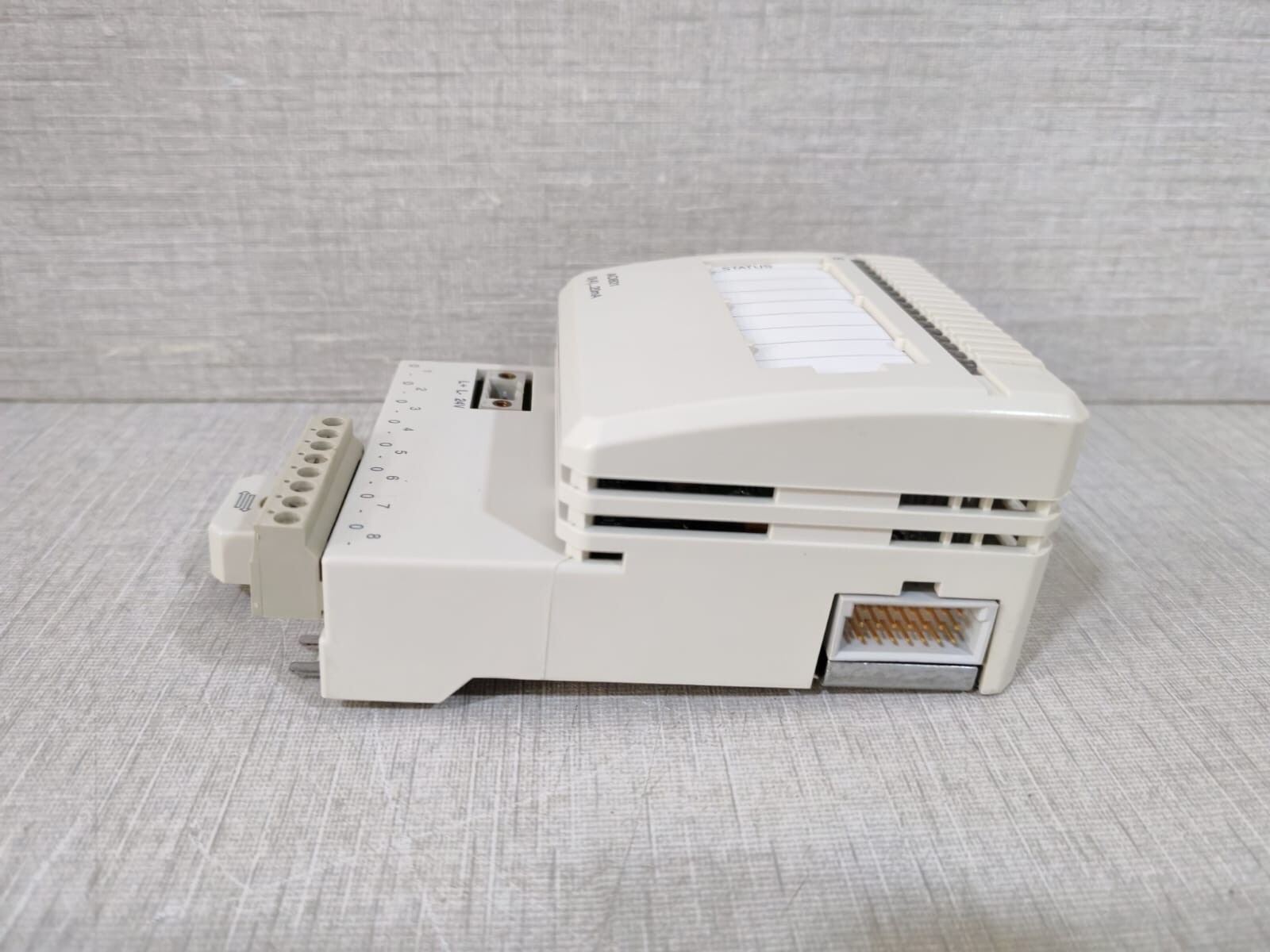 ABB 3BSE020514R1 ABB AO801 Analog Output Module 3BSE020514R1 7