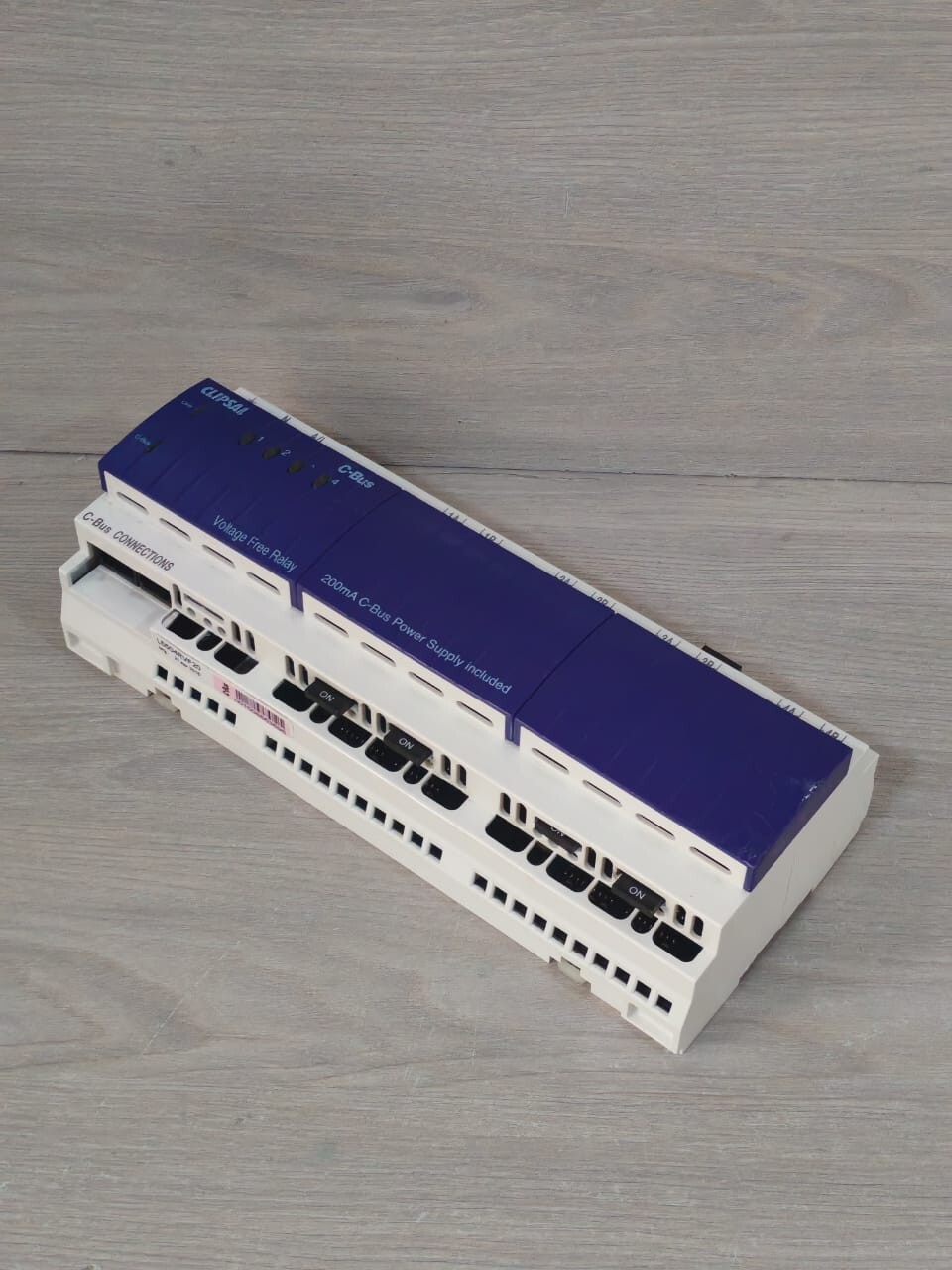 Clipsal L5504RVF20 CLIPSAL C-BUS2 L5504RVF20 4-CHANNEL VOLTAGE FREE RELAY 220-240V (MFG-2016) 8