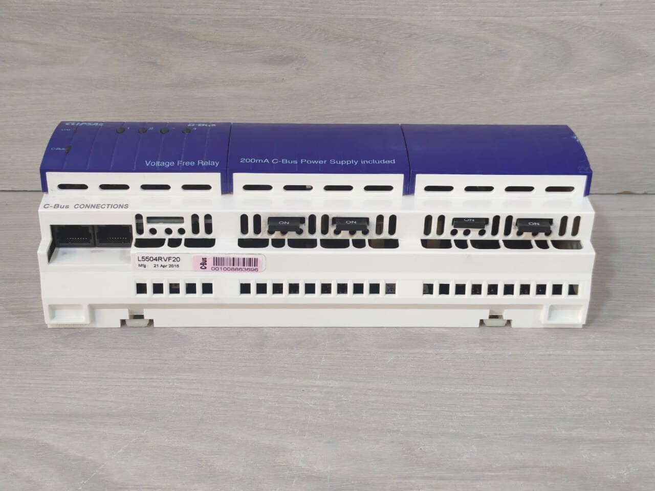 Clipsal L5504RVF20 CLIPSAL C-BUS2 L5504RVF20 4-CHANNEL VOLTAGE FREE RELAY 220-240V (MFG-2016) 10
