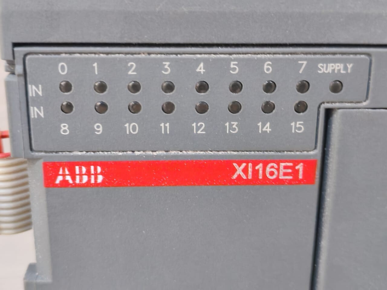 ABB 1SBP260100R1001 ABB XI16E1-E4.0 1SBP260100R1001 EXTENSION 16 24VDC INPUTS 3