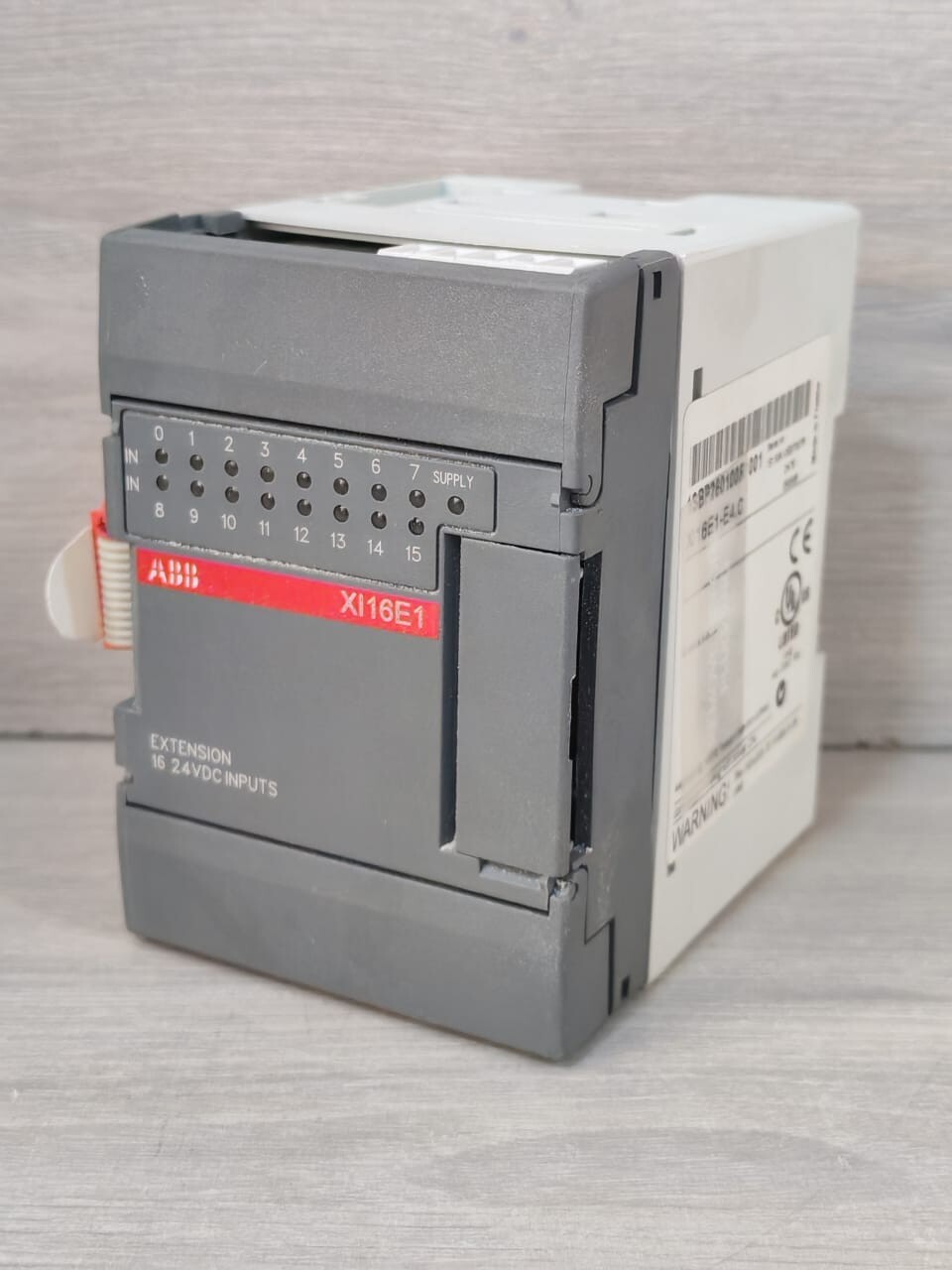 ABB 1SBP260100R1001 ABB XI16E1-E4.0 1SBP260100R1001 EXTENSION 16 24VDC INPUTS 5