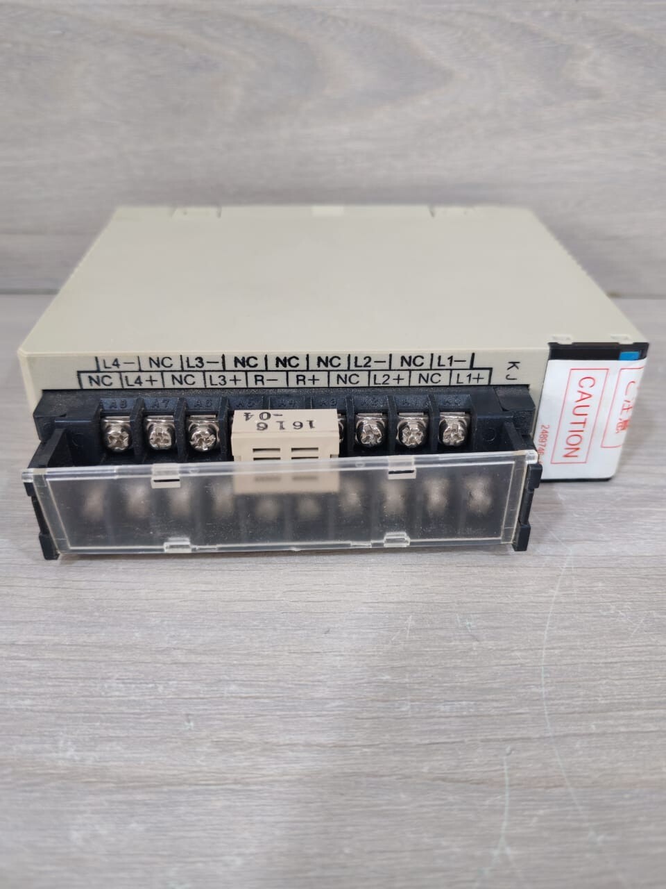 Omron C200H-TS001 OMRON C200H-TS001 TEMPERATURE SENSOR UNIT 3