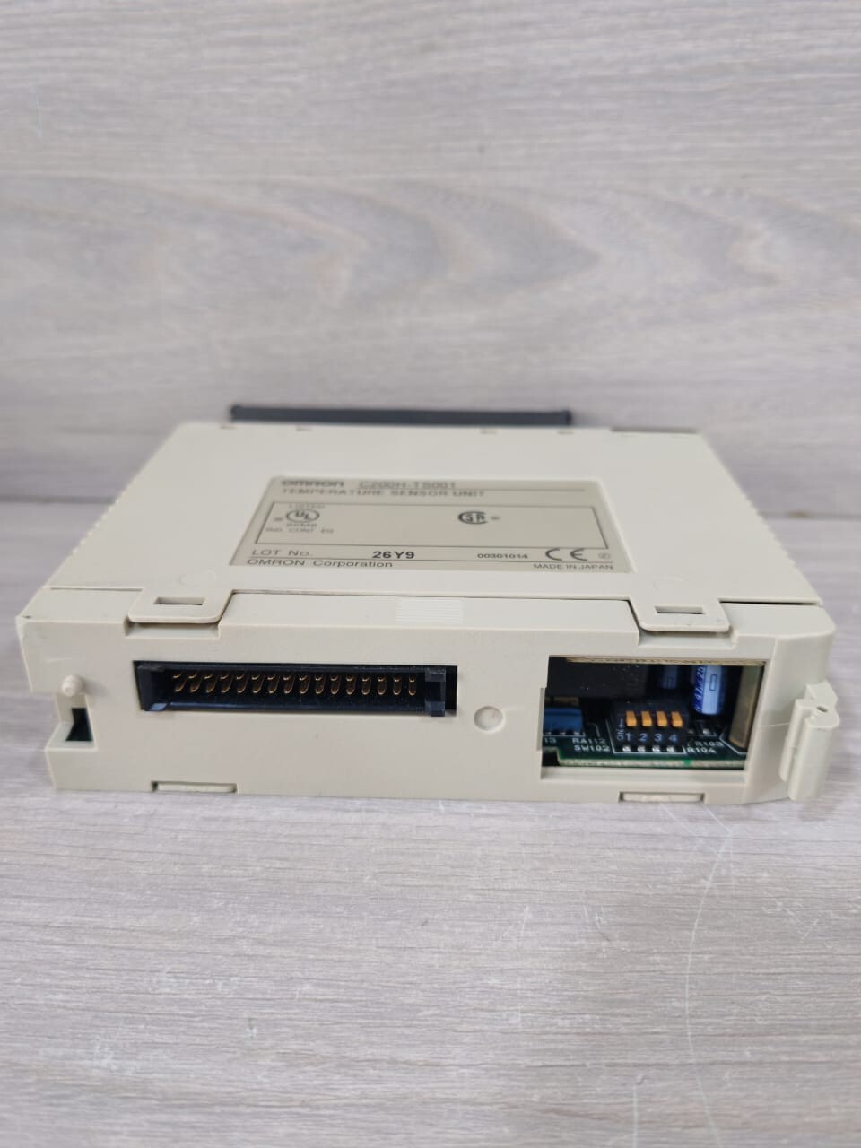 Omron C200H-TS001 OMRON C200H-TS001 TEMPERATURE SENSOR UNIT 4