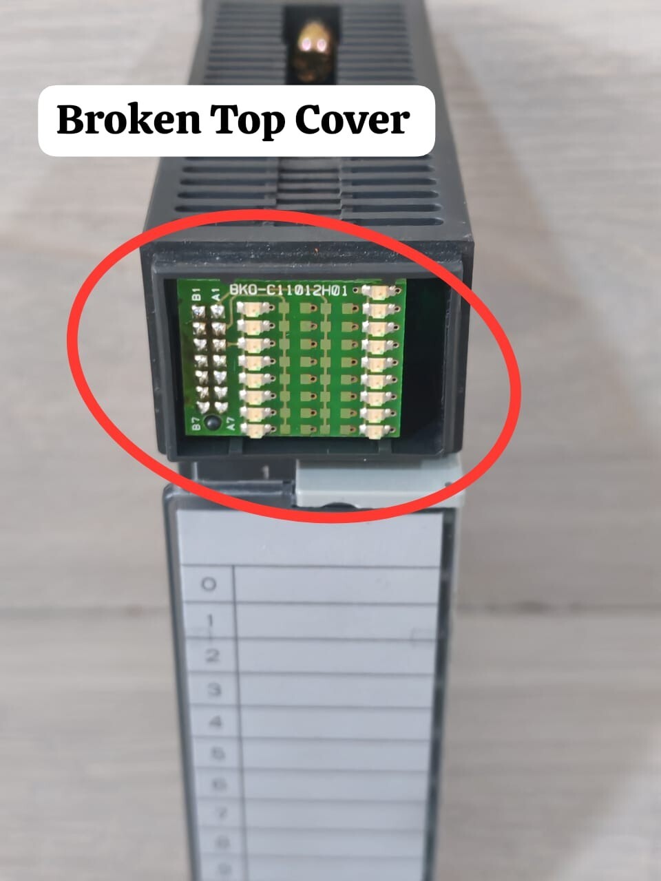 Mitsubishi Electric A1SX10EU MITSUBISHI A1SX10EU INPUT UNIT 120VAC 7mA- WITH BROKEN TOP COVER 5