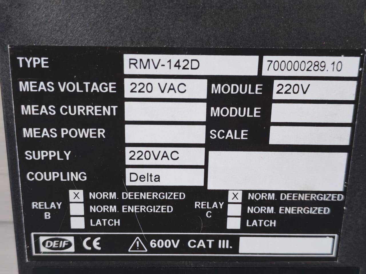 DEIF RMV-142D DEIF RMV-142D PROTECTIVE VOLTAGE RELAY 220VAC- WITH FILTY BOX 8