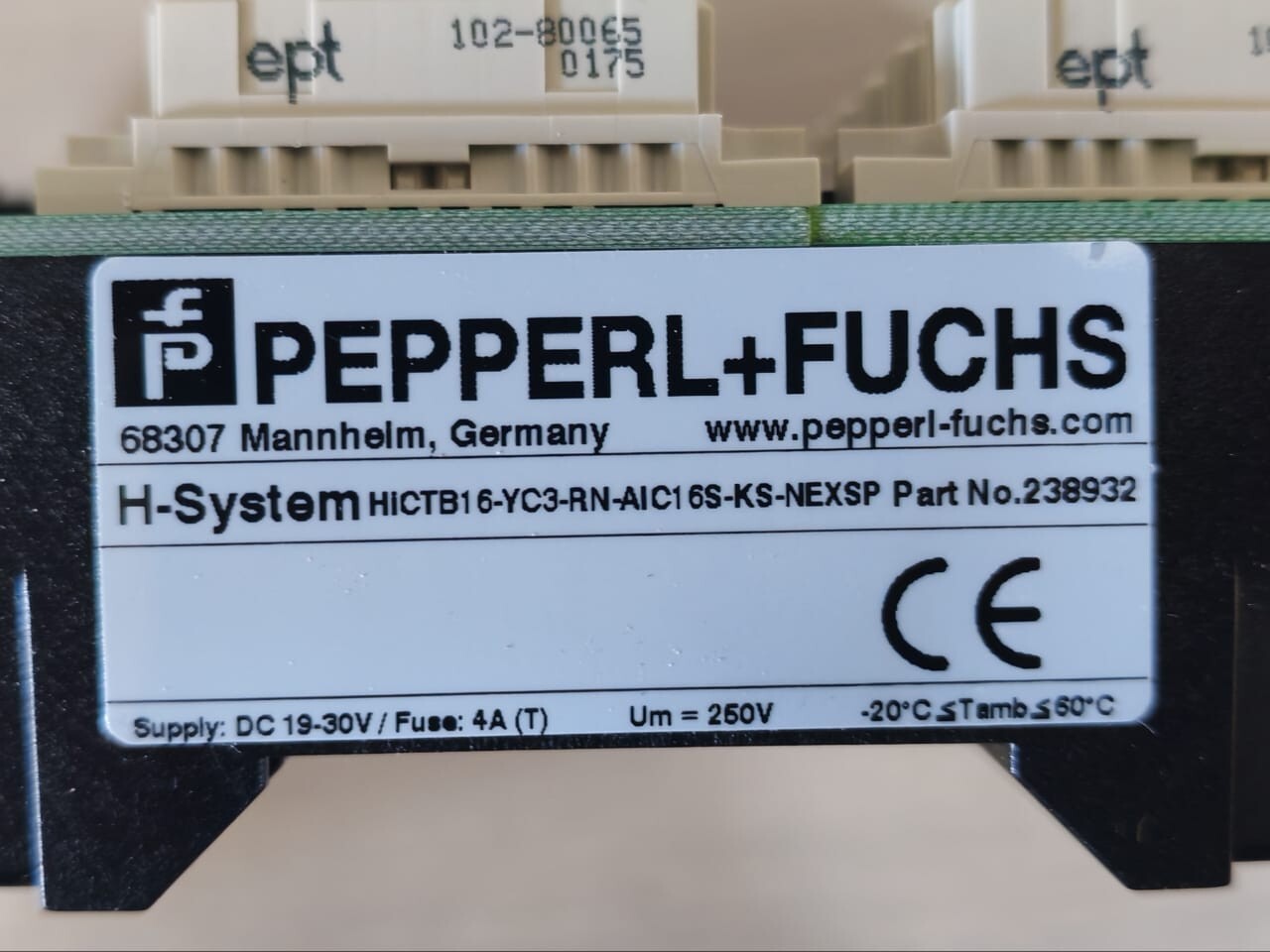 Pepperl+Fuchs 238932 Pepperl+Fuchs H-System HICTB16-YC3-RN-AIC16S-KS-NEXSP Termination Board 238932 2