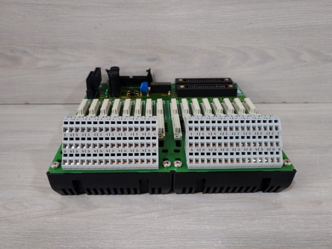 Pepperl+Fuchs 238933 Pepperl+Fuchs H-System HICTB16-YC3-RN-AOC16S-KS-NEXSP Termination Board 238933 9