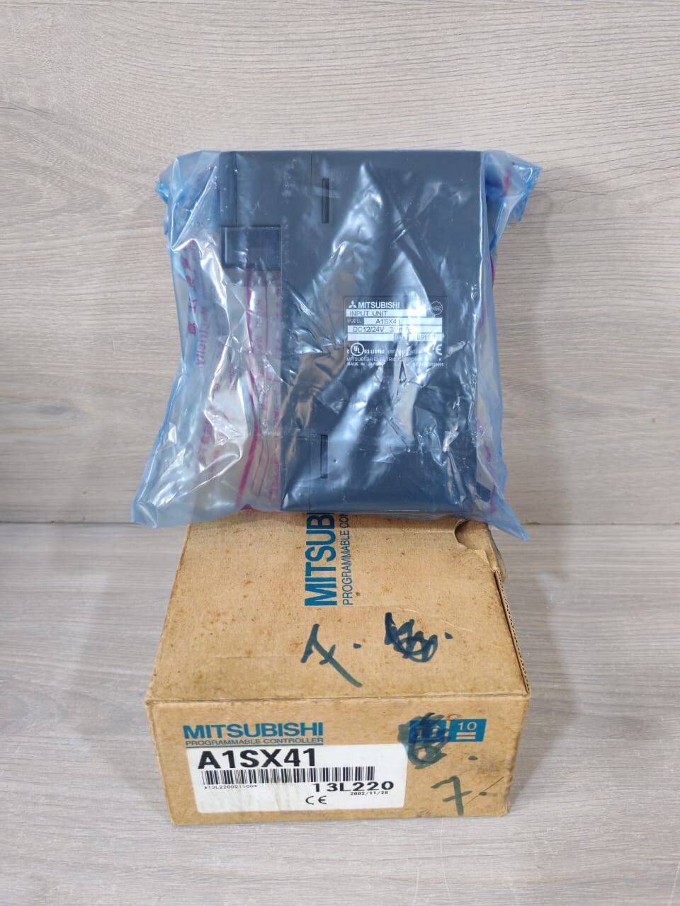 Mitsubishi Electric A1SY41P MITSUBISHI A1SY41P OUTPUT UNIT & A1SX41 INPUT UNIT 7