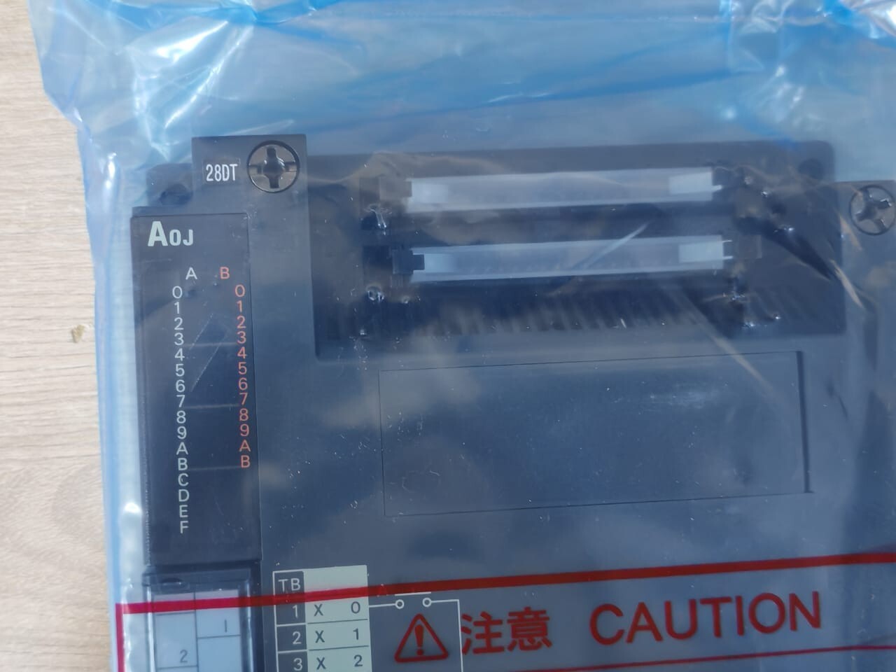 Mitsubishi 13K621 Mitsubishi A0J2-E28DT Programmable Controller 13K621 4