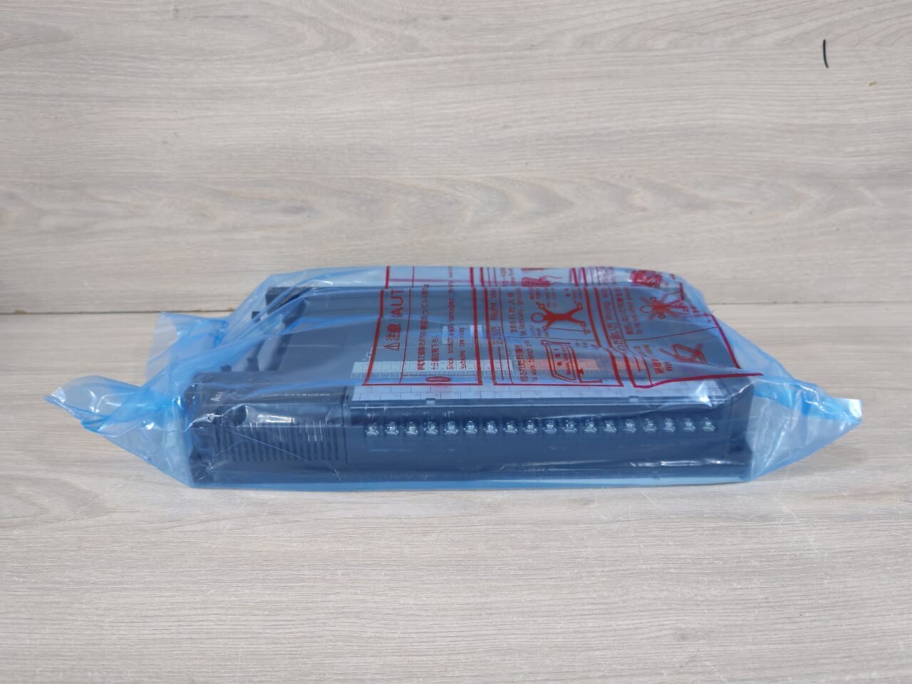 Mitsubishi 13K621 Mitsubishi A0J2-E28DT Programmable Controller 13K621 6