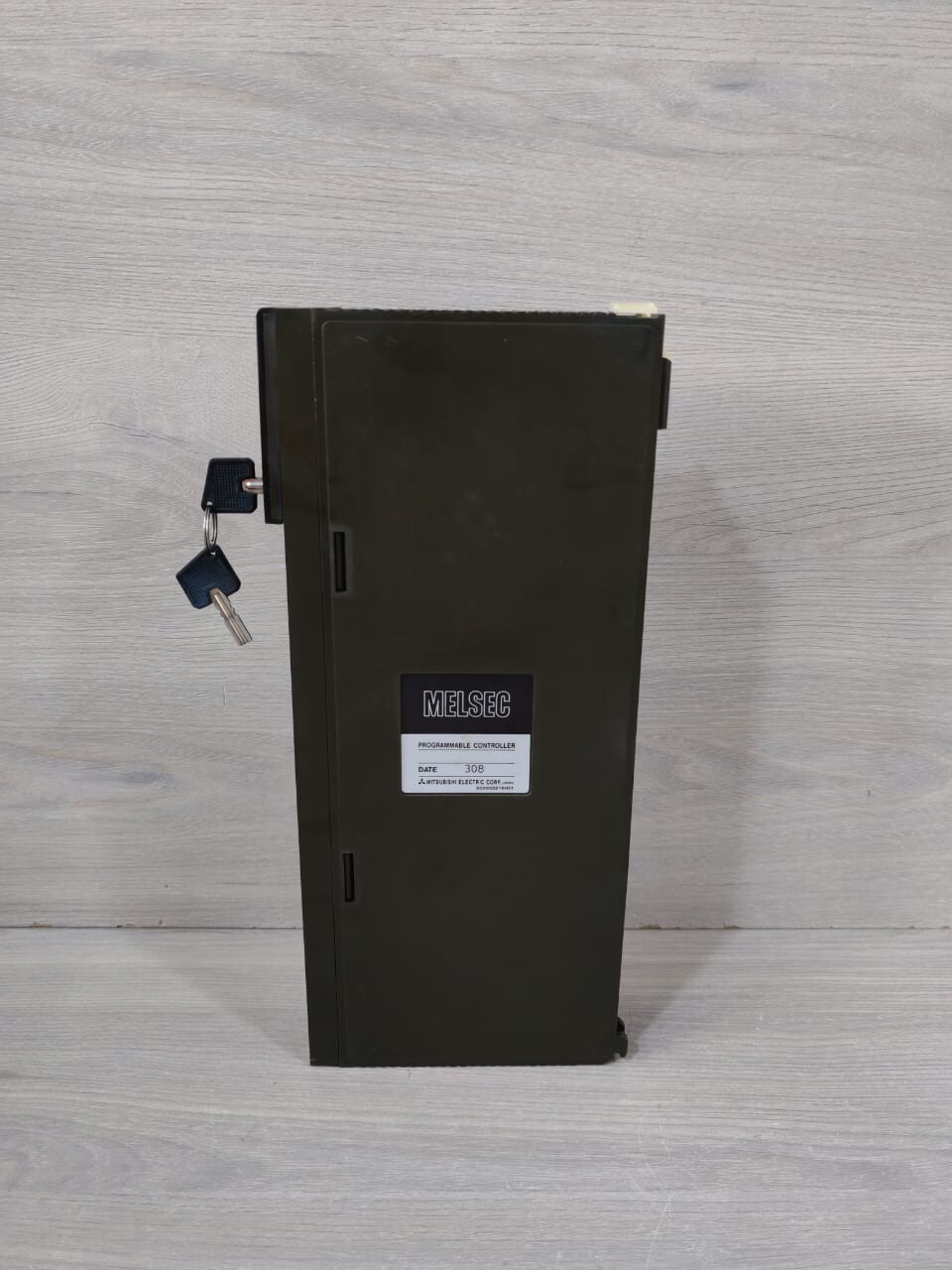 Mitsubishi AD71 BD990D216H01 MITSUBISHI AD71 BD990D216H01 PROGRAMMABLE CONTROLLER 8