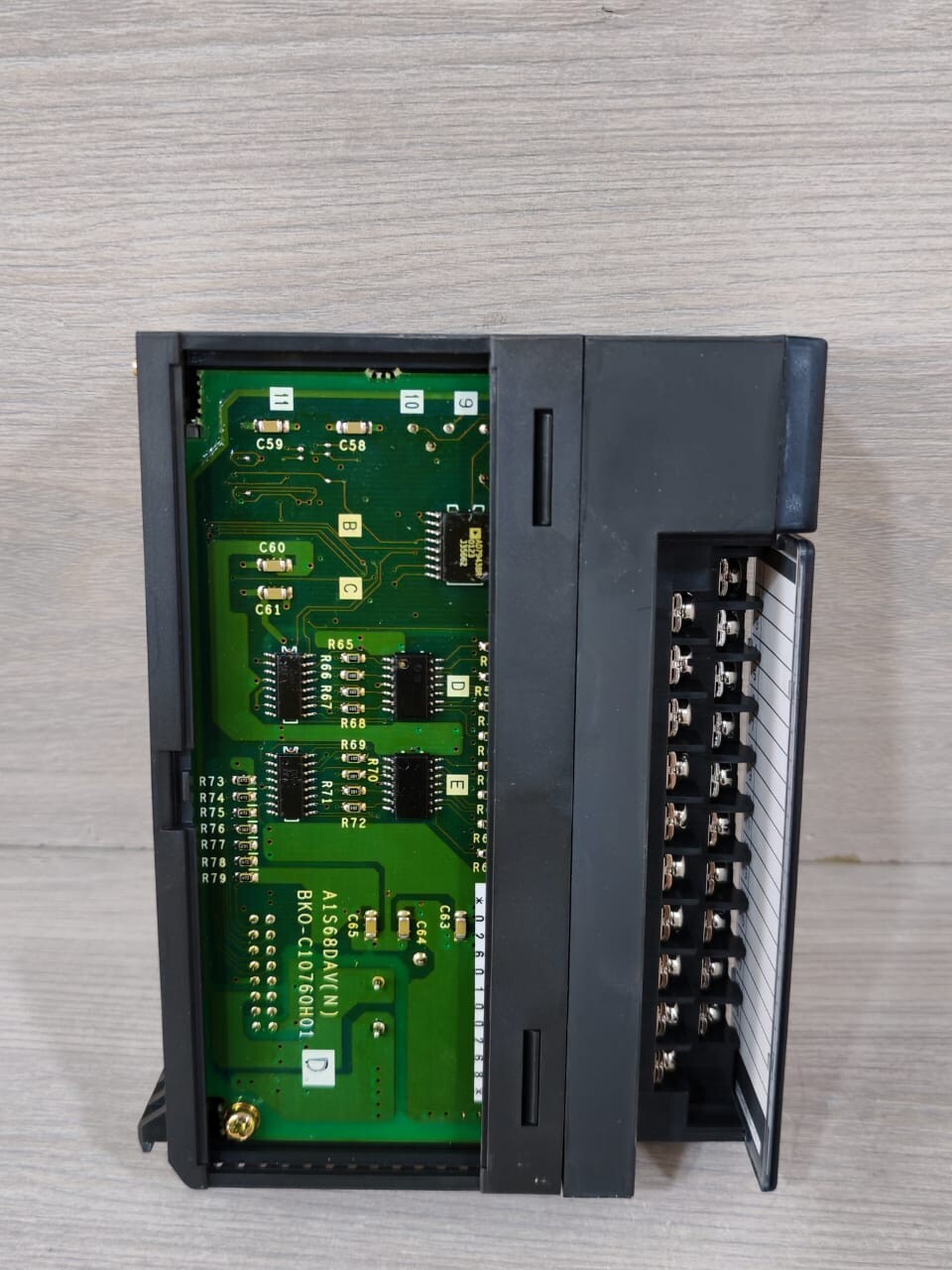 Mitsubishi A1S68DAV MITSUBISHI A1S68DAV D/A CONVERTER UNIT 6
