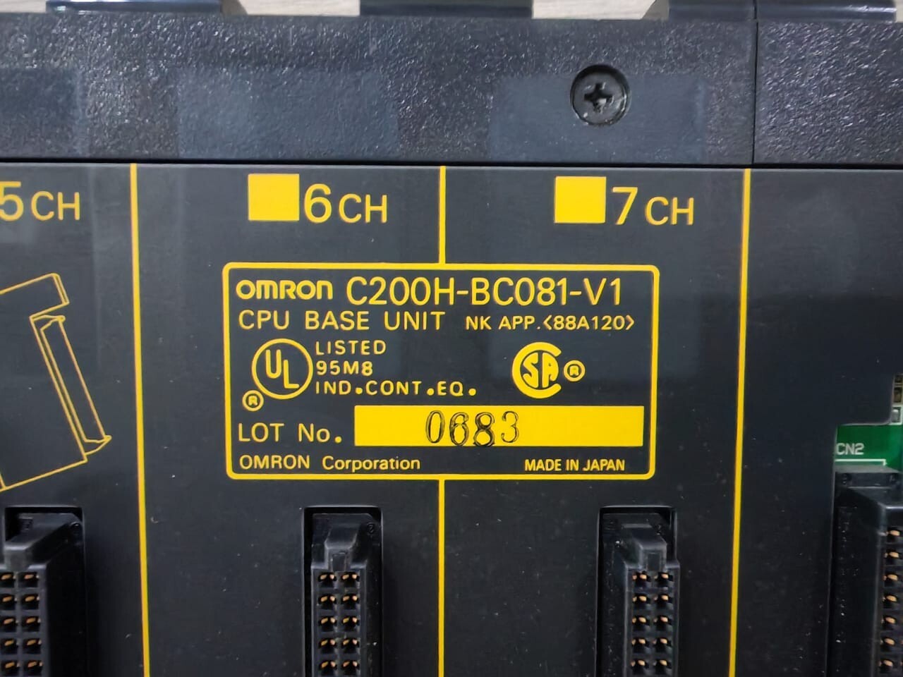 Omron C200HW-BC081-V1 OMRON C200HW-BC081-V1 CPU BASE UNIT 2