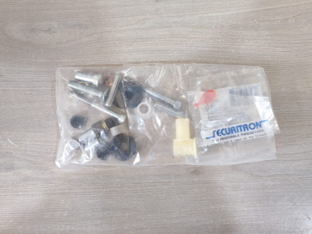 Securitron M34SCF Securitron M34SCF MagnaLock 12/24VDC | 320/170 mA 7