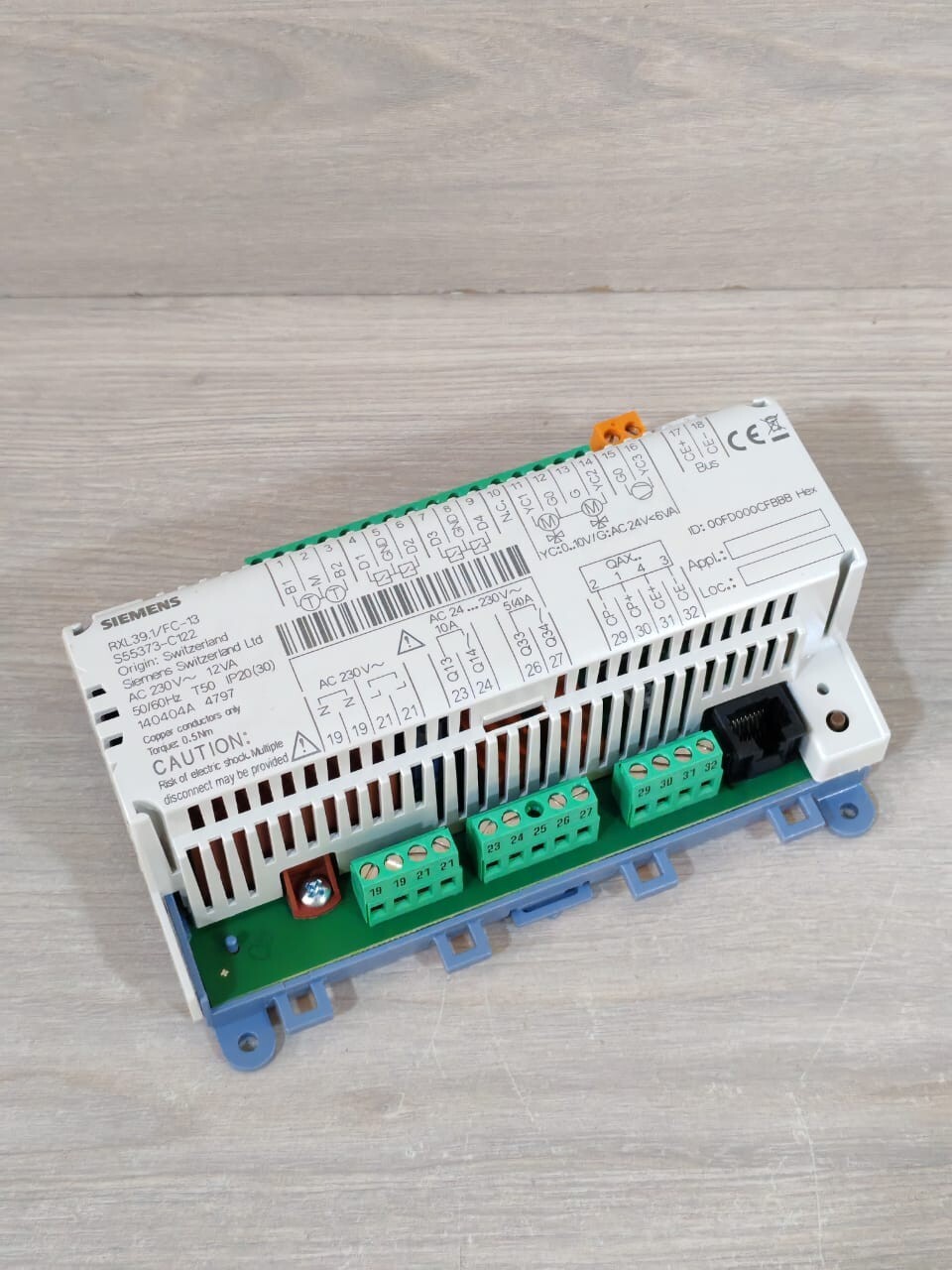 Siemens RXL39.1/FC-13 SIEMENS RXL39.1/FC-13 AC 230V-12VA PANEL CONTROLLER 3