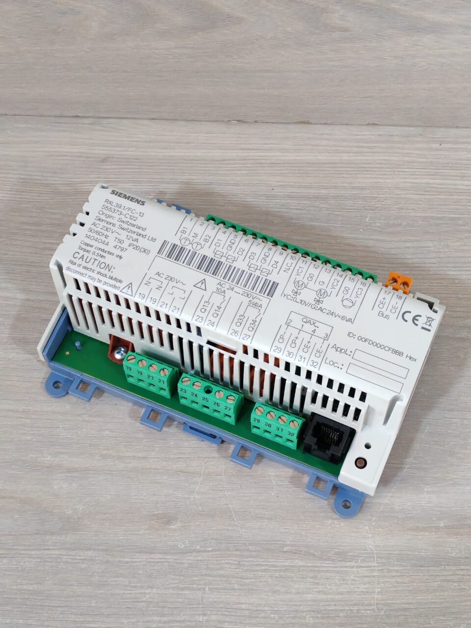 Siemens RXL39.1/FC-13 SIEMENS RXL39.1/FC-13 AC 230V-12VA PANEL CONTROLLER 4
