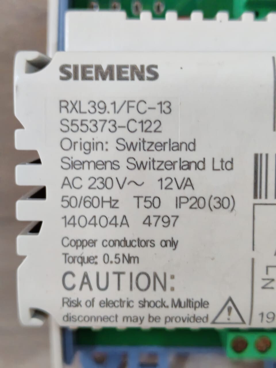 Siemens RXL39.1/FC-13 SIEMENS RXL39.1/FC-13 AC 230V-12VA PANEL CONTROLLER 5
