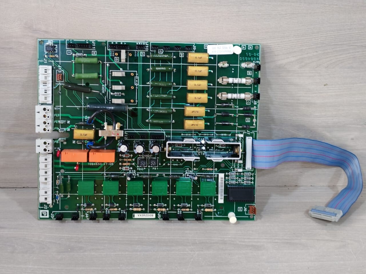 Schneider Electric 1084650-27-05 TELEMECANIQUE VX5RZD109 1084650-27-05 REACTIVAR SERIES 4 POWER BOARD 2