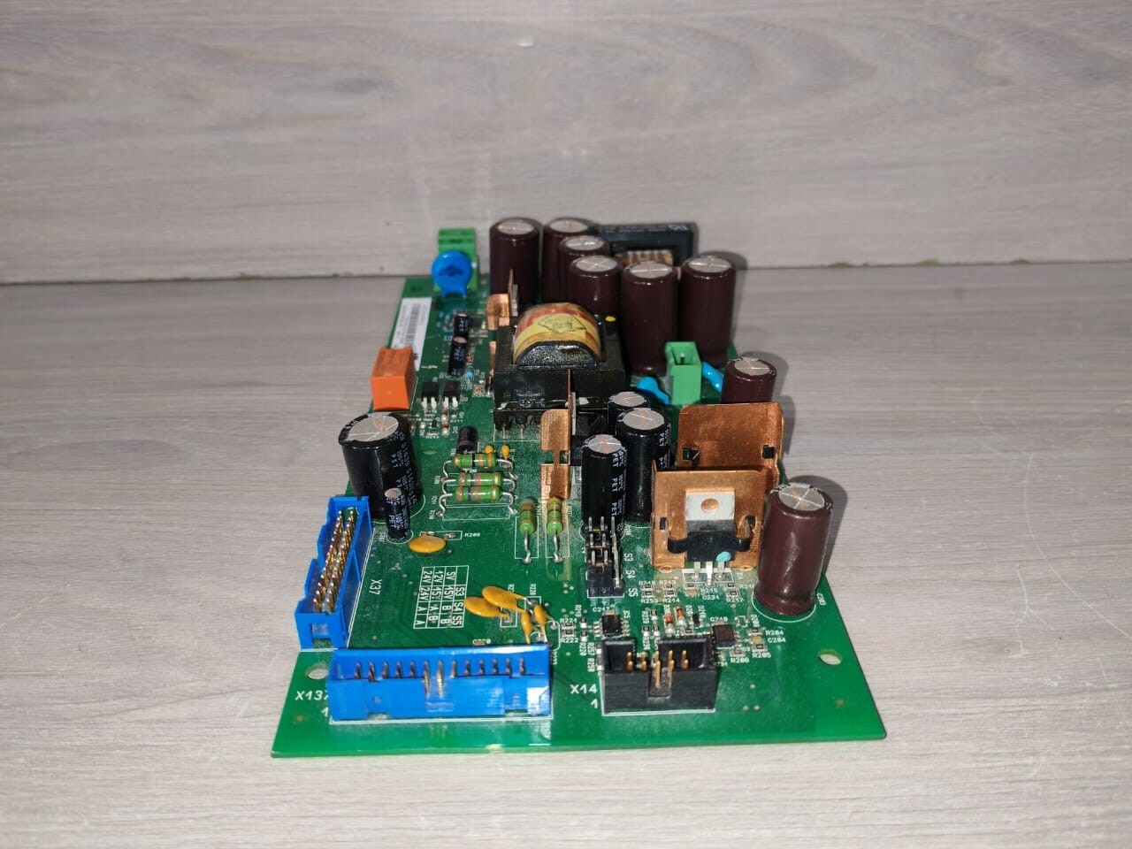 ABB SDCS-POW-4-SD ABB SDCS-POW-4-SD REV.A POWER SUPPLY UNIT 3ADT315100R1012 6