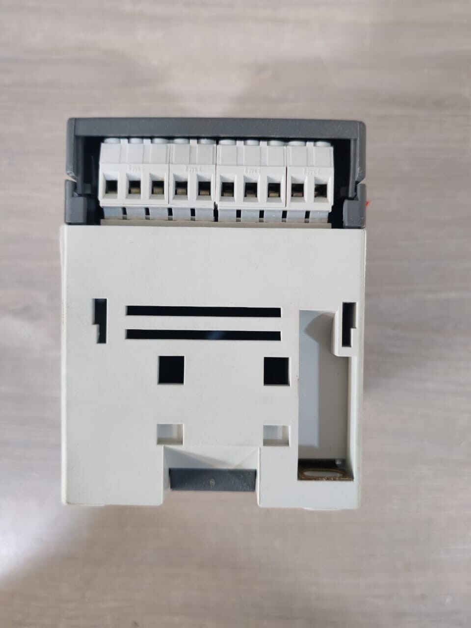 ABB ABB XM06B5 - J12.0 ABB XM06B5 - J12.0 1SBP260103R1001 3