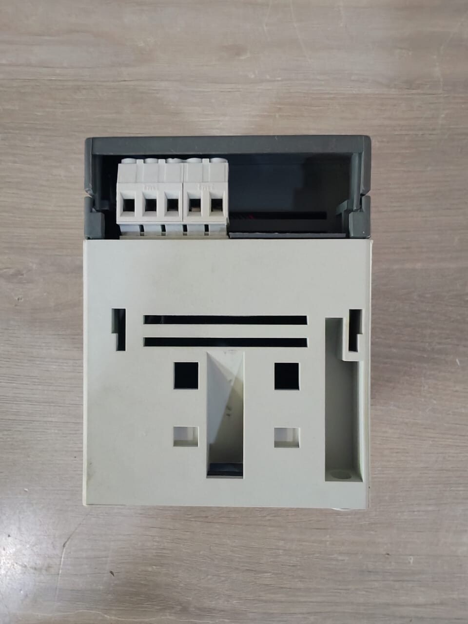 ABB ABB XM06B5 - J12.0 ABB XM06B5 - J12.0 1SBP260103R1001 4