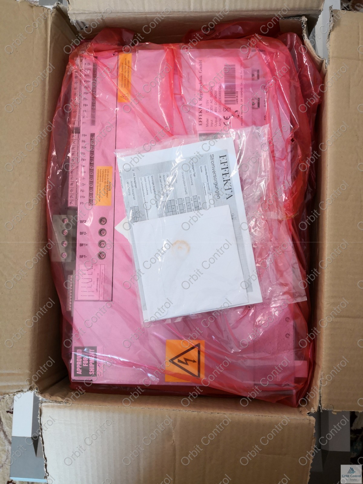 Neumann DCXR323048850402/ST802/850-48 Neumann DC USV/DCXR323048850402/ST802/850-48 48 VDC/850W / 17,7A 1/ 19"x2HEx320 8
