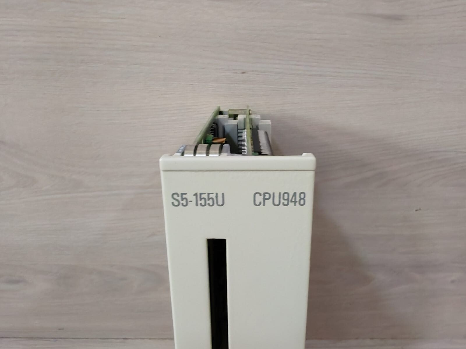 Siemens 6ES5948-3UA22 SIEMENS 6ES5948-3UA22 CENTRAL PROCESSOR MODULE 4