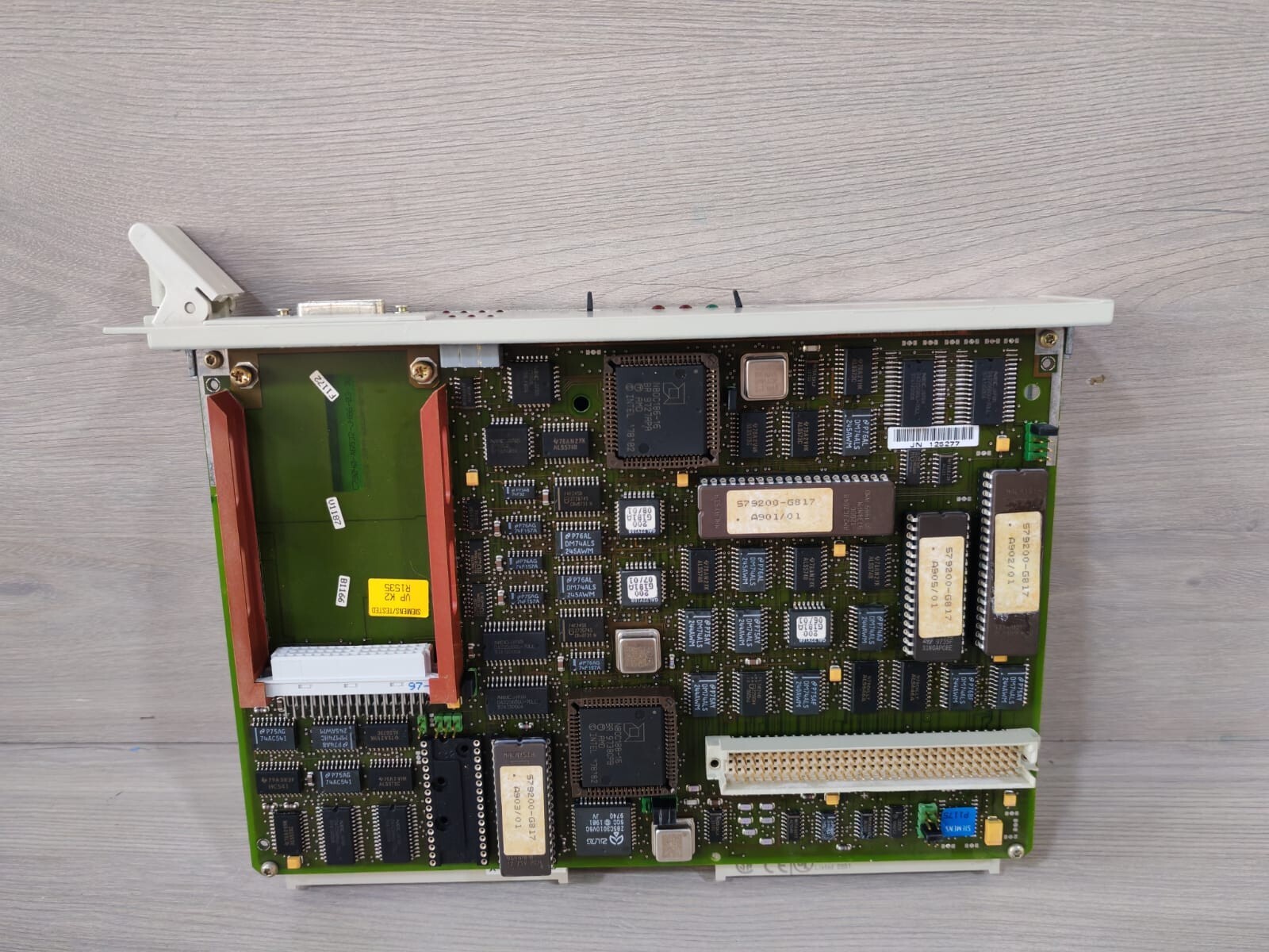 Siemens 6ES5948-3UA22 SIEMENS 6ES5948-3UA22 CENTRAL PROCESSOR MODULE 9