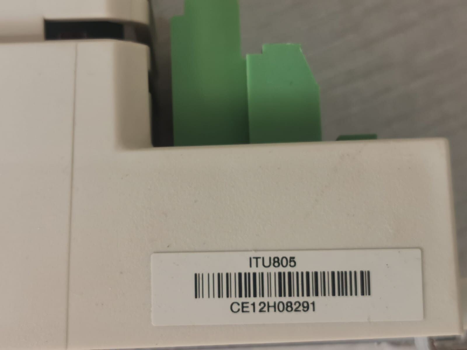 ABB HAO805 ABB HART Analog Output Module, 8-CH, HART HAO805 + ITU805 HART MOUNTING BASE 4