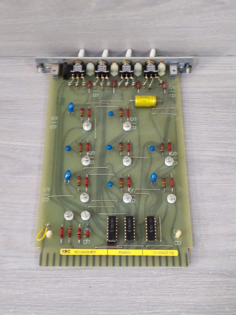 ABB HE906029-318 BBC XV6840A HEIA406061R1111 HE906029-318 PCB BOARD 7