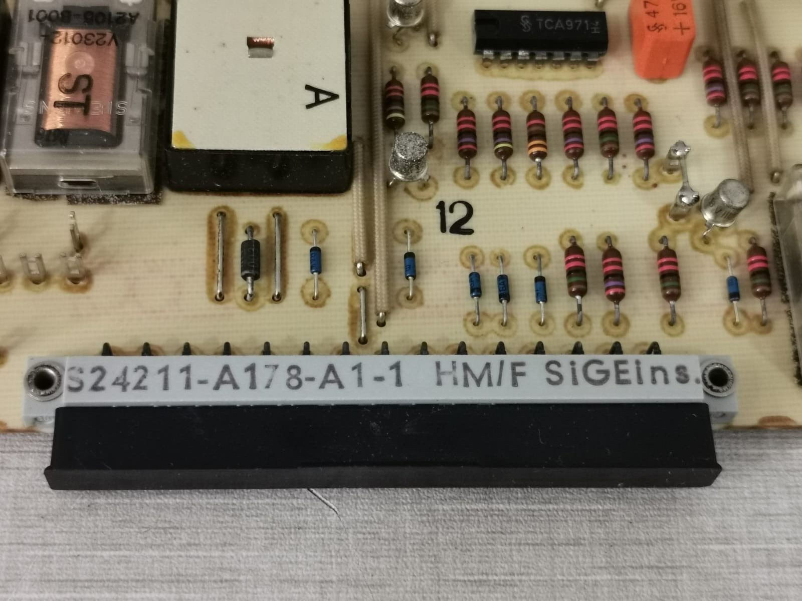 Siemens S24211-A178-A1-1 SIEMENS S24211-A178-A1-1 LB /11G HM/F SIG EINSCHUB BOARD 5