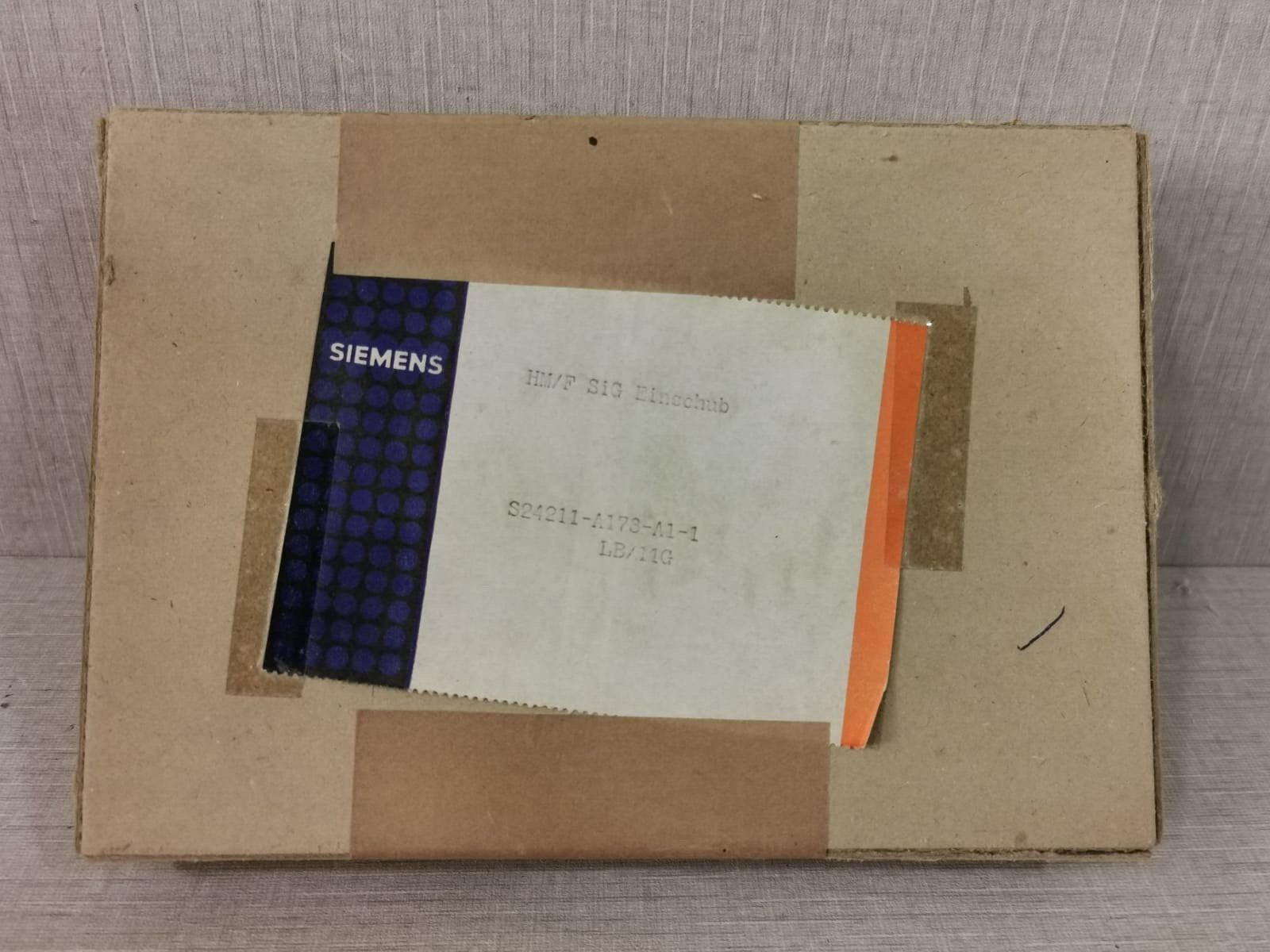 Siemens S24211-A178-A1-1 SIEMENS S24211-A178-A1-1 LB /11G HM/F SIG EINSCHUB BOARD 9