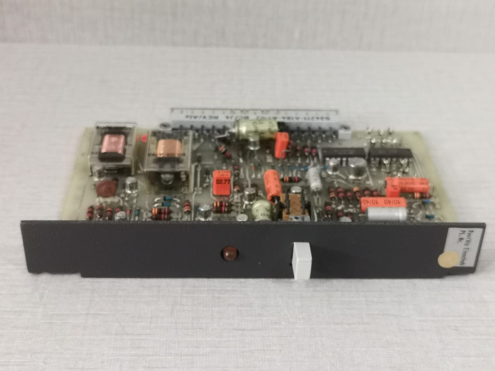 Siemens S24211-A184-A1-02 Siemens S24211-A184-A1-02 BC/J4 Rev/Alz 5