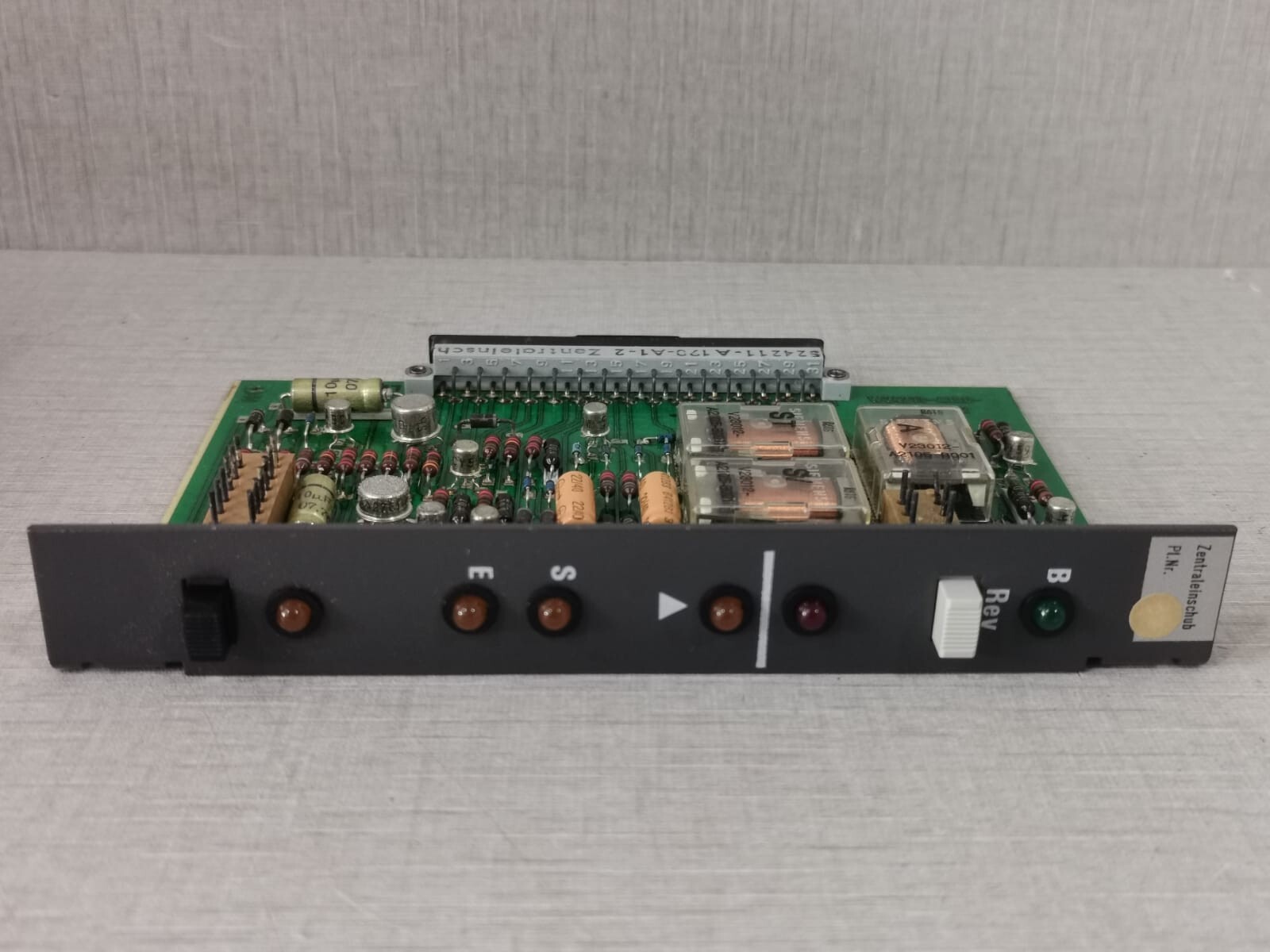 Siemens LB-11G SIEMENS S24211-A190-A1-2 LB-11G ZENTRALEINSHCUB CIRCUIT BOARD 8