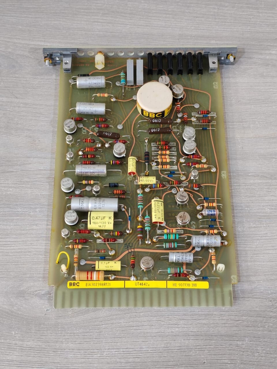 ABB HE907138-318 BBC UT4642A EIA302398R121 HE907138-318 SPEED TRANSDUCER MODULE 10