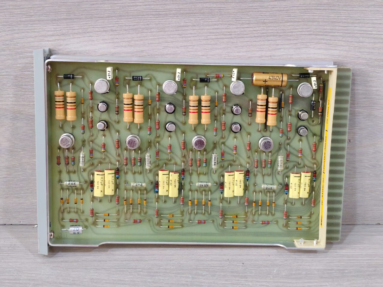 ABB HE660818-318/03 BBC CT016A DS300356 HE660818-318/03 CT016A V2 PCB BOARD 7