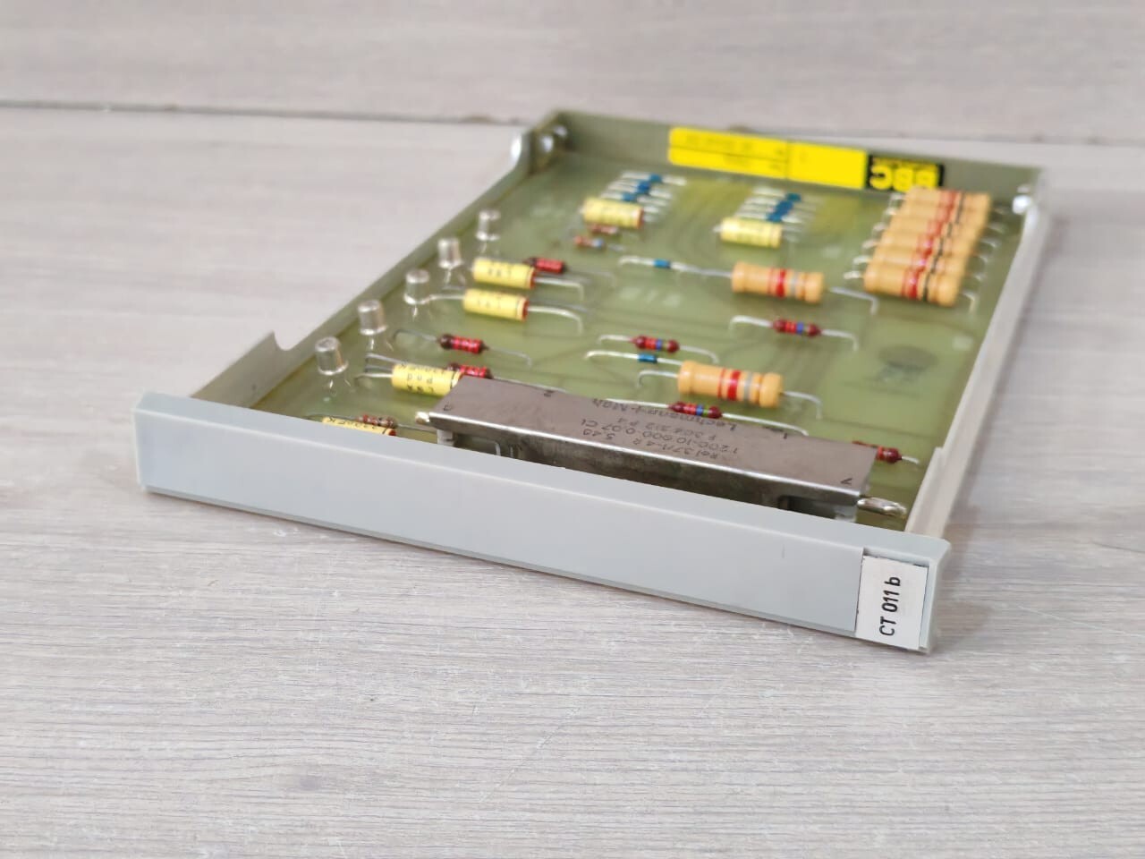 ABB HE810448-318 BBC CT011B HE810448-318 PCB BOARD 6