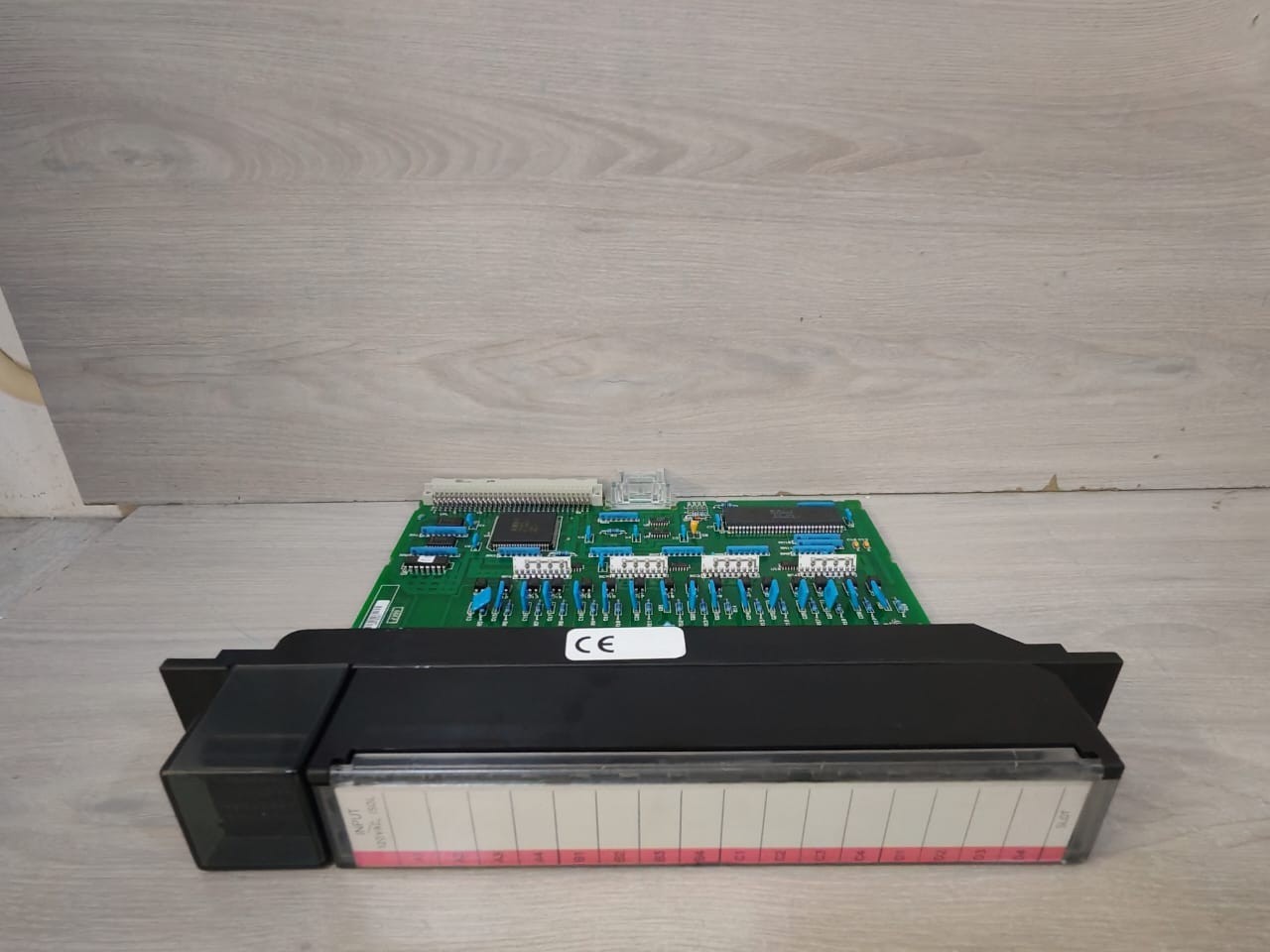 GE IC697MDL240 GE FANUC IC697MDL240 DISCRETE INPUT MODULE 5