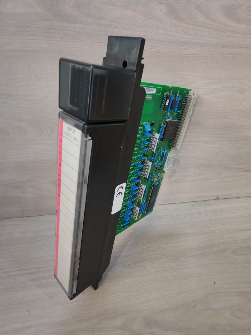 GE IC697MDL240 GE FANUC IC697MDL240 DISCRETE INPUT MODULE 6