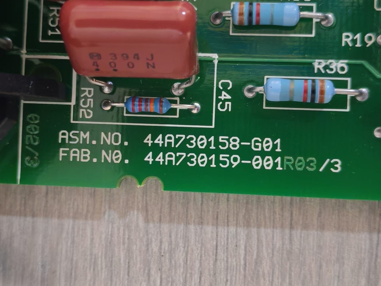 GE IC697MDL240 GE FANUC IC697MDL240 DISCRETE INPUT MODULE 9
