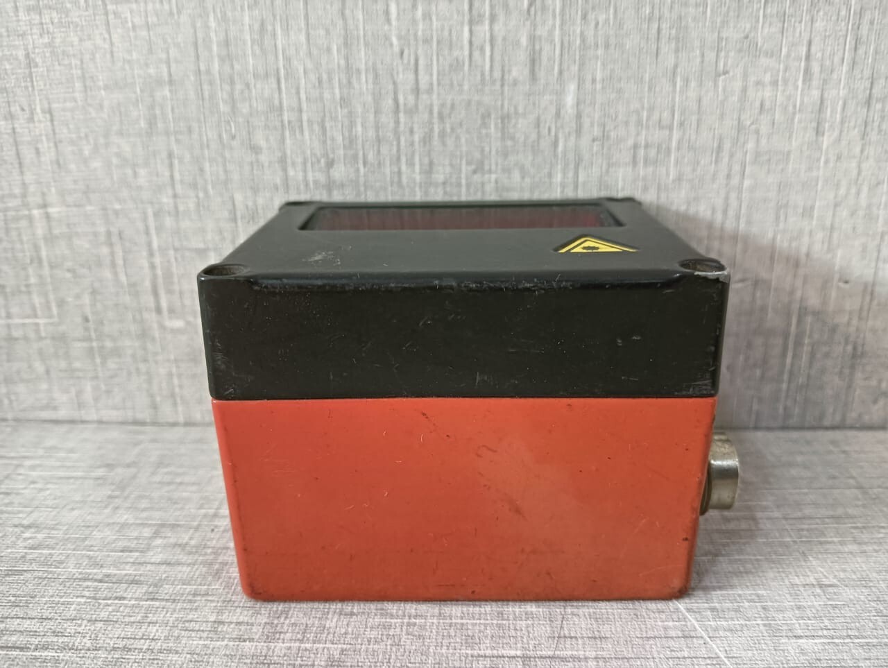 Leuze 5-140 Leuze BCL 5-140 100 Barcode Scanner 5