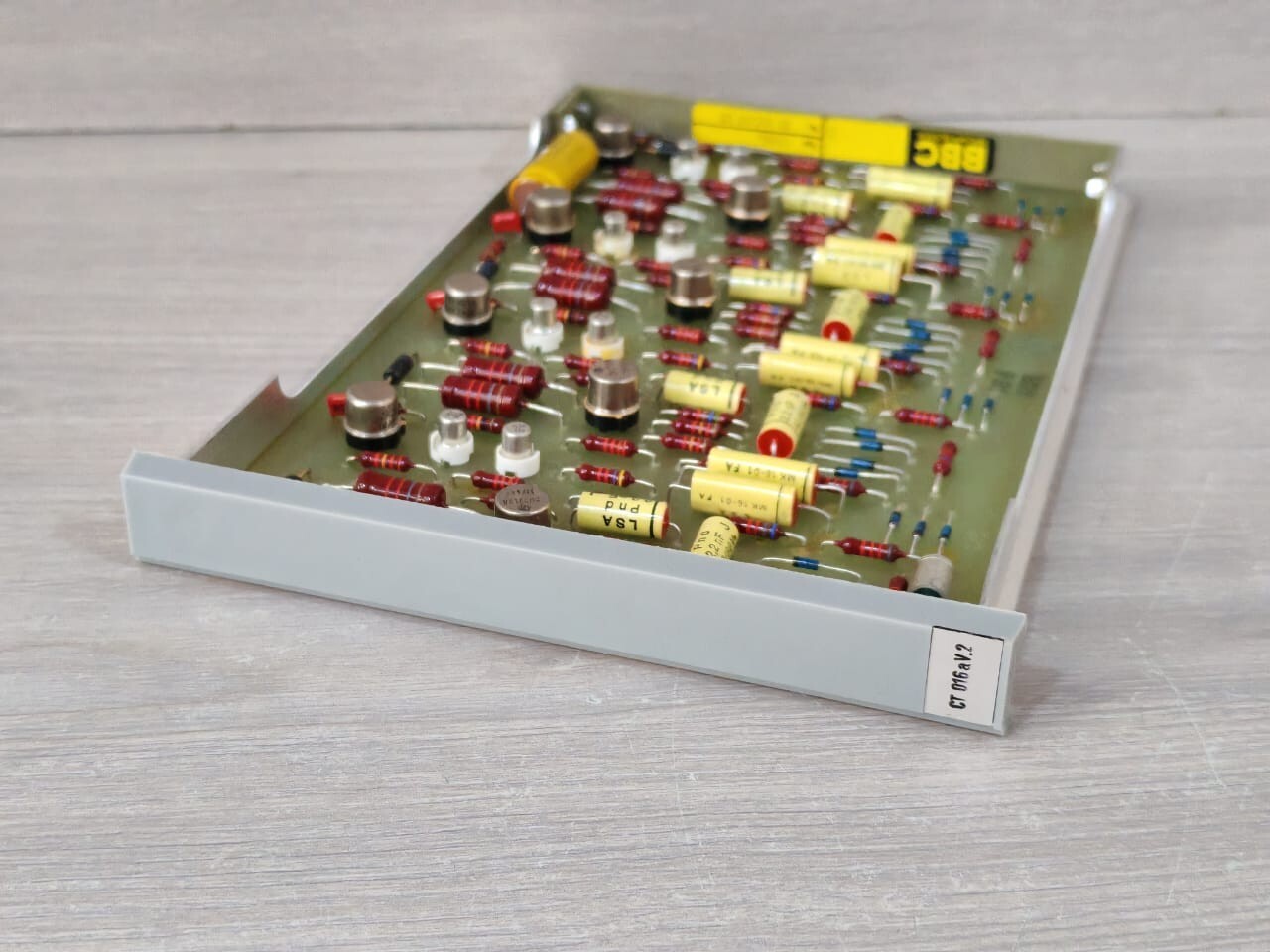 ABB HE905201-318 BBC CT016A V.2 HE905201-318 PCB BOARD 6