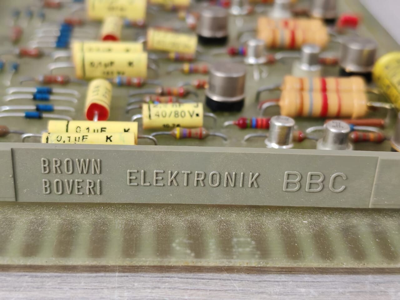 ABB HE906521-318 BBC CT016A VAR.2 HE906521-318 PCB BOARD 9