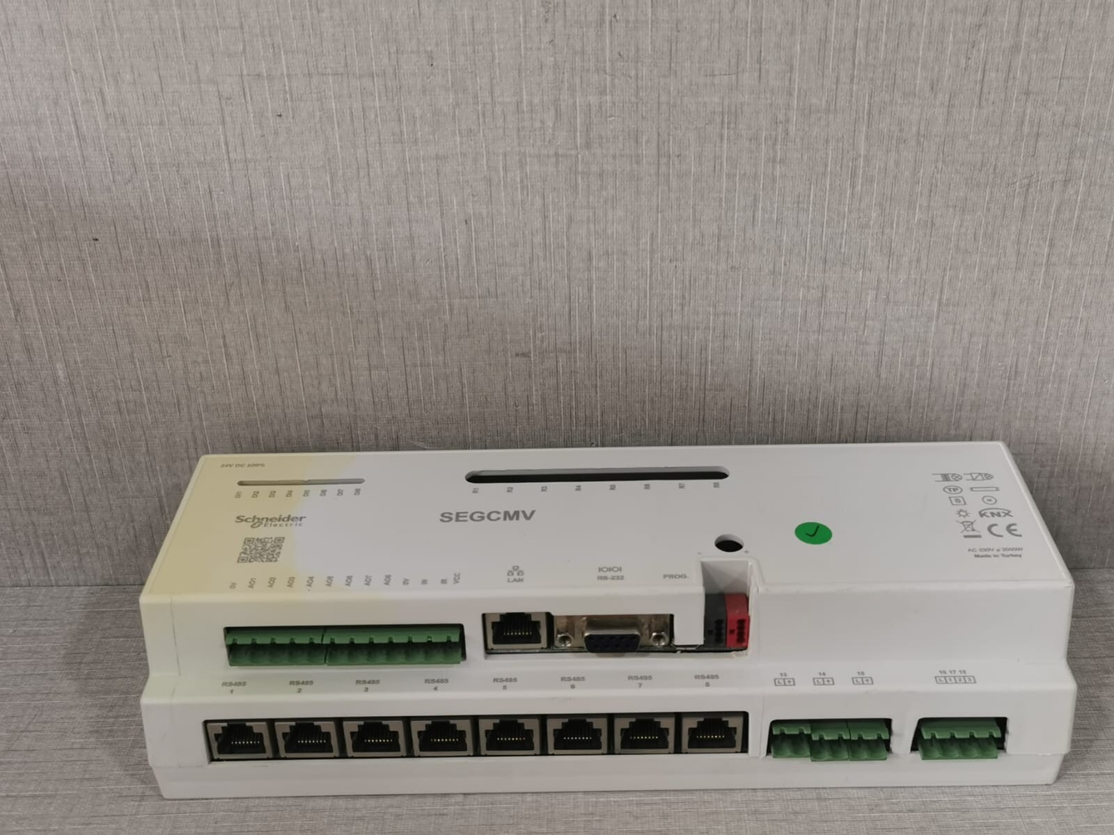 Schneider Electric CONTROL-WITH Schneider Electric SEGCMV Intelligent Motor Control-WITH DISCOLORATION/STAIN 5