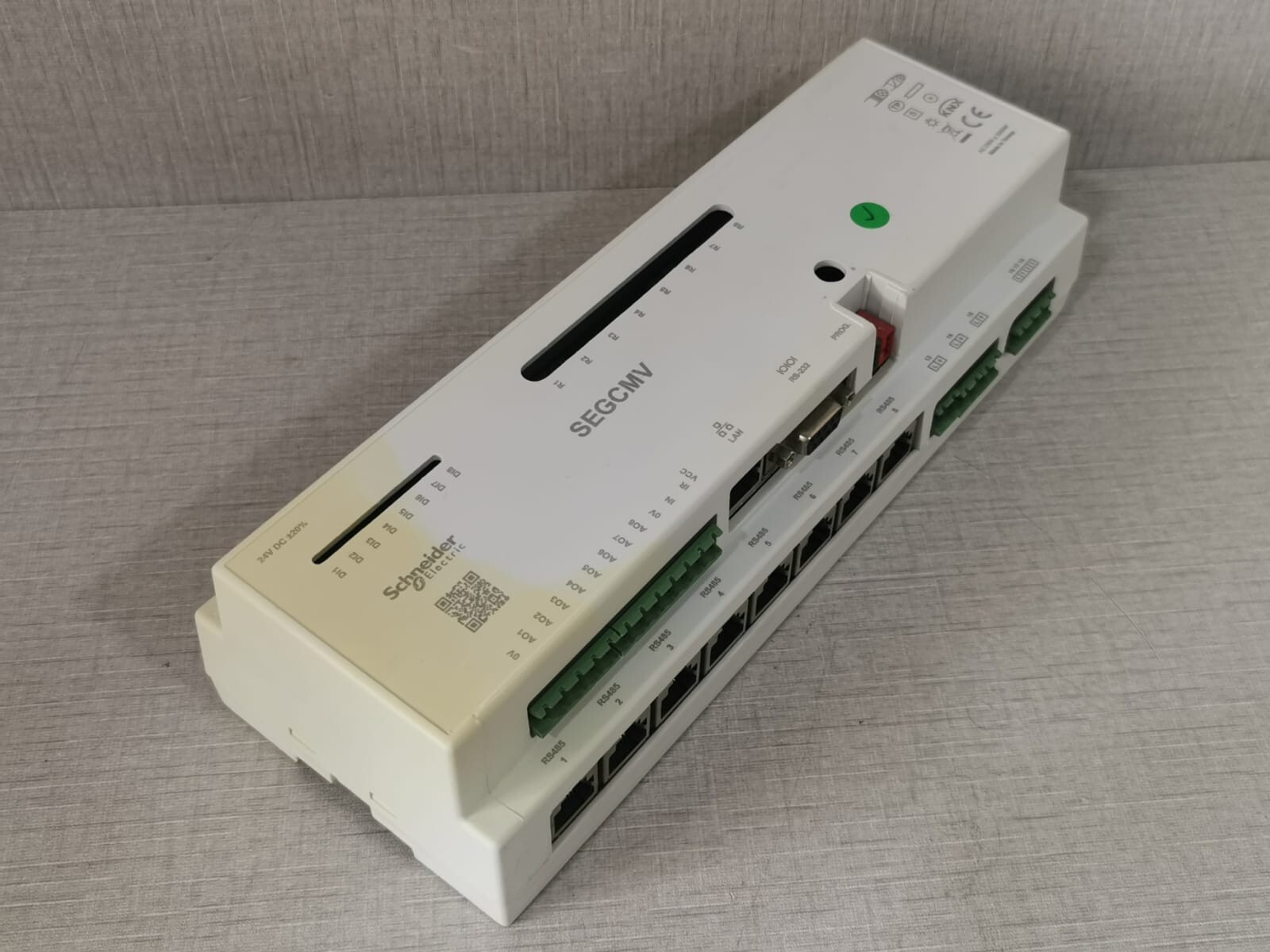 Schneider Electric CONTROL-WITH Schneider Electric SEGCMV Intelligent Motor Control-WITH DISCOLORATION/STAIN 10