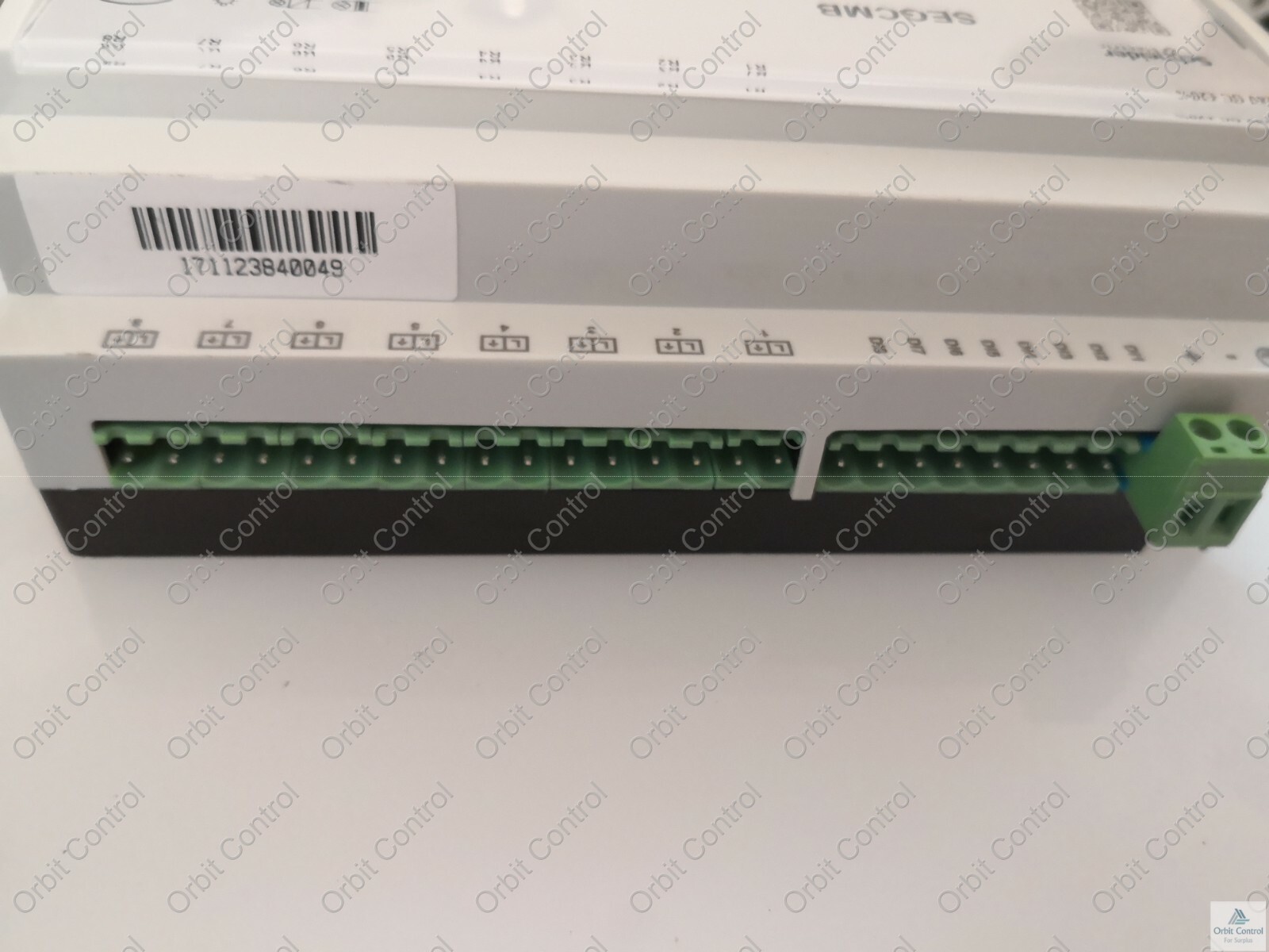 Schneider Electric GUEST Schneider Electric Controllers for Guest Experience SEGCMB 5
