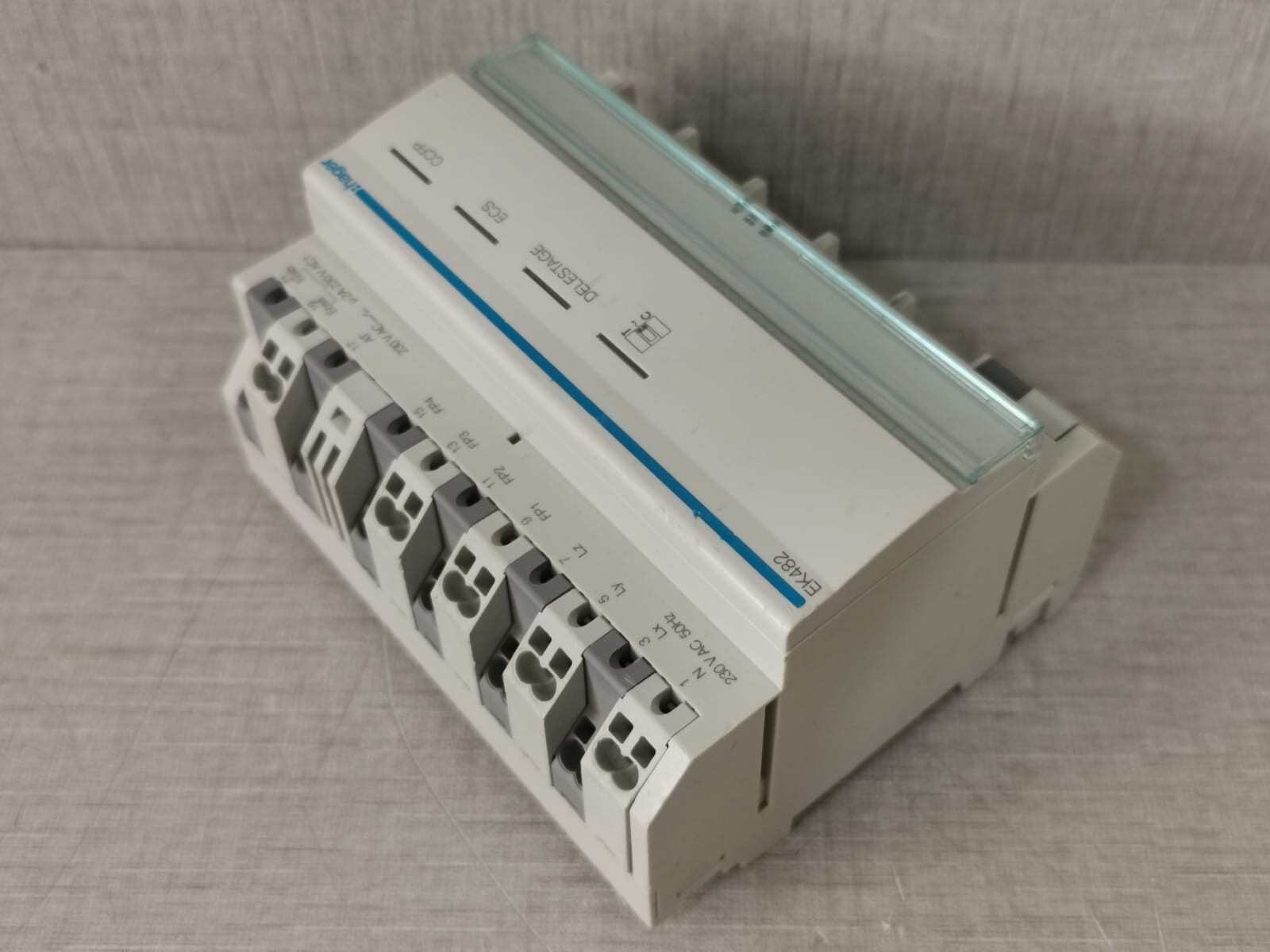 GE EK482 Gestionnaire d'Energie EK482 Hager 7