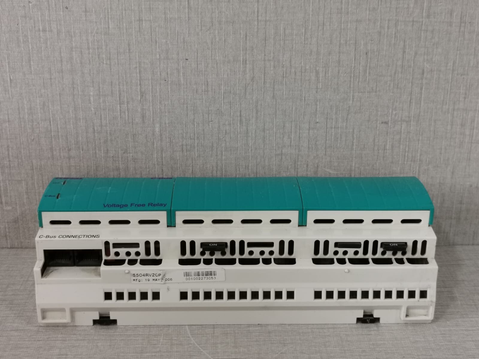 GE BUS-220 Clipsal 5504RV20P C-Bus 220-240V 4-Channel Voltage Free Relay (MFG 2006) 8
