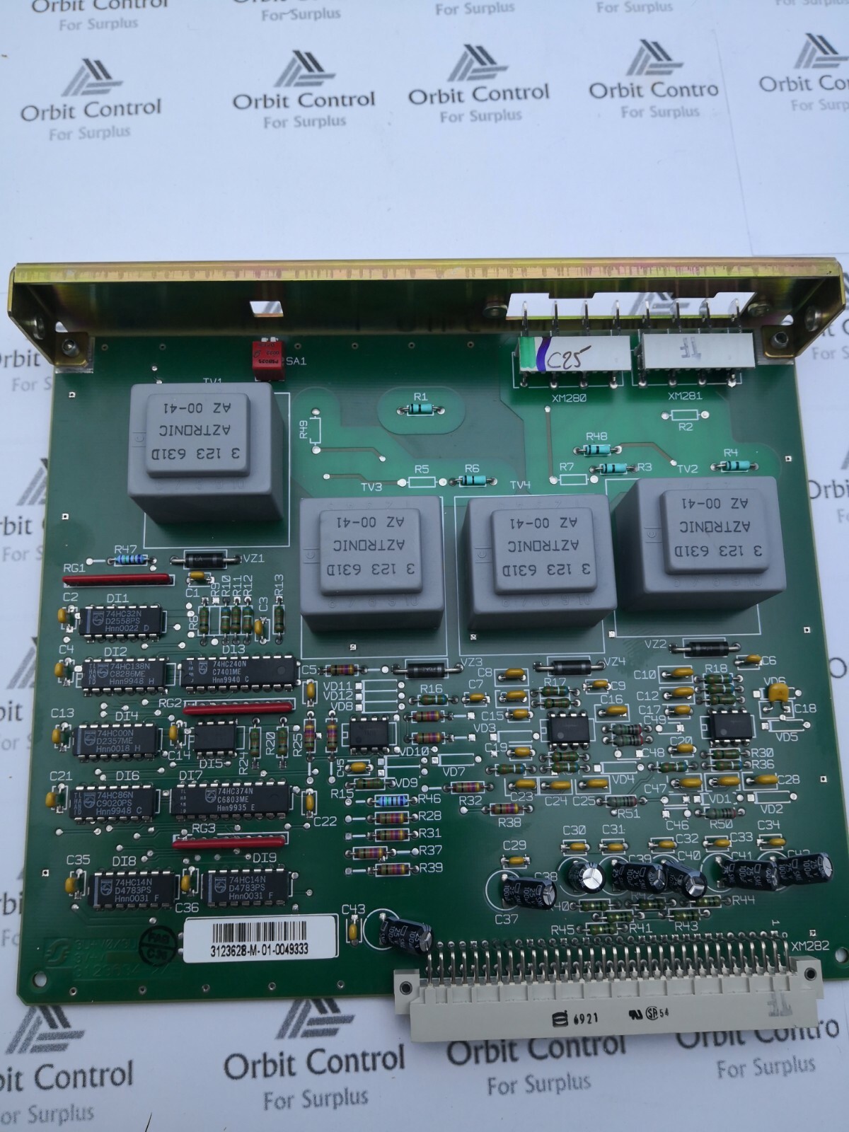 Schneider Electric 3U/VO MERLIN GERIN 3U VO - 3U/VO / BOARD INTERFACE SENSOR VOLTAGE 4