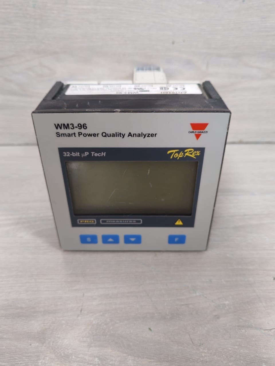 Carlo Gavazzi AD1016H CARLO GAVAZZI WM3-96 AD1016H Smart Power Quality Analyzer 2